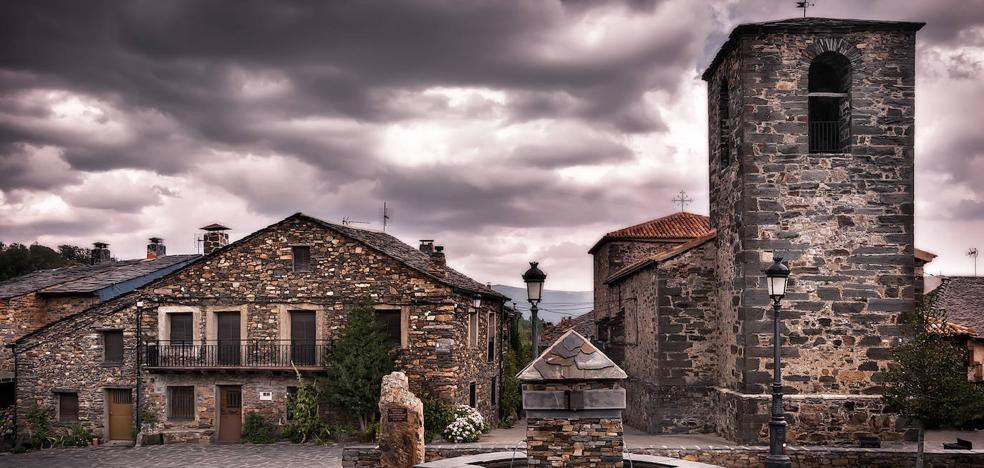 Foto de Ruta de los Pueblos Negros (Guadalajara,Segovia)